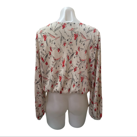 ASTR the Label Surplice Cream and Orange Shirt Long Sleeve Pleated  [262] - Picture 3 of 6